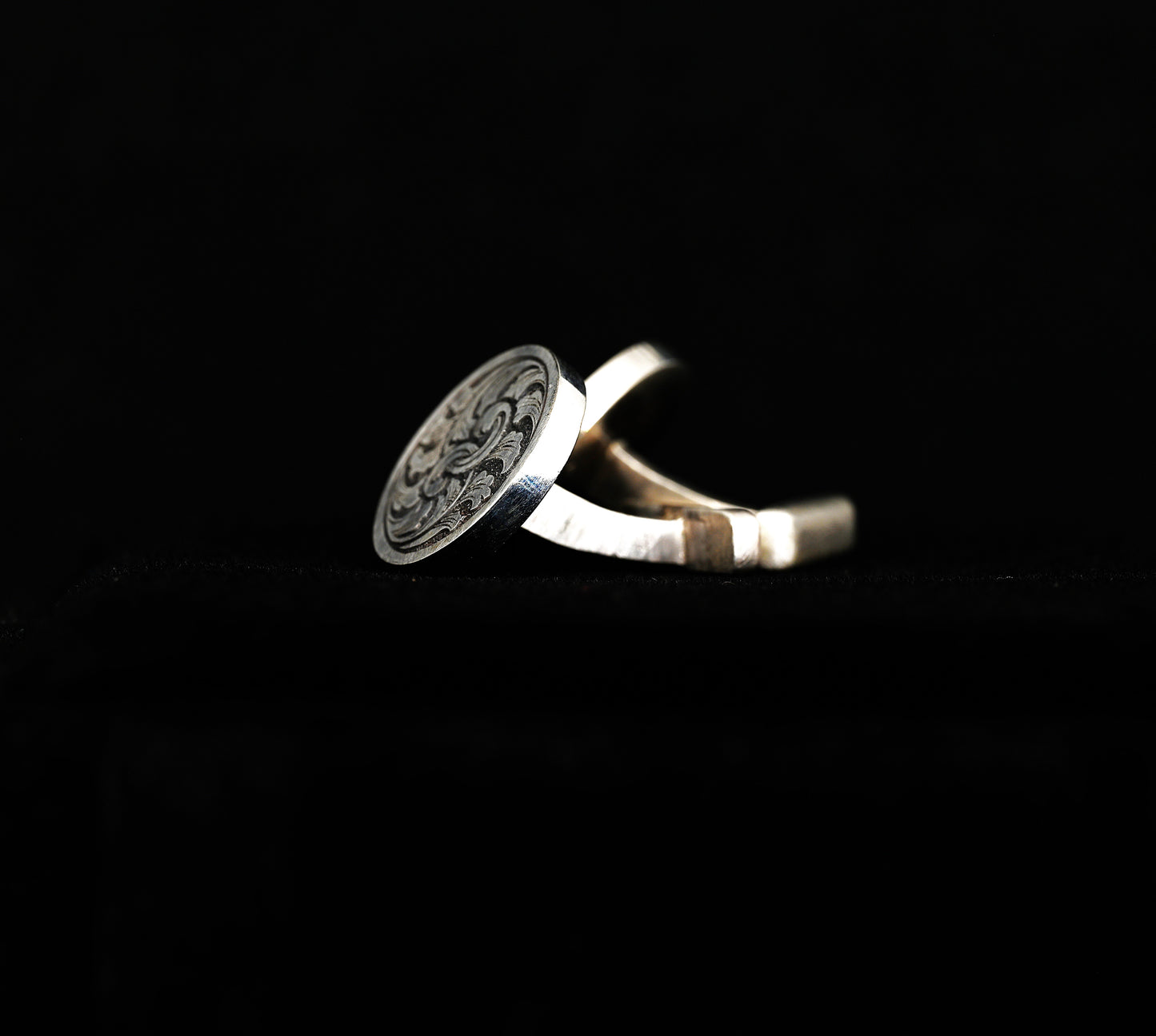 Cufflinks