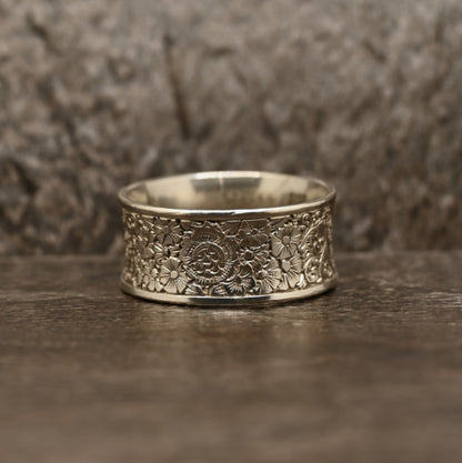 Floral Scroll Engraved Ring