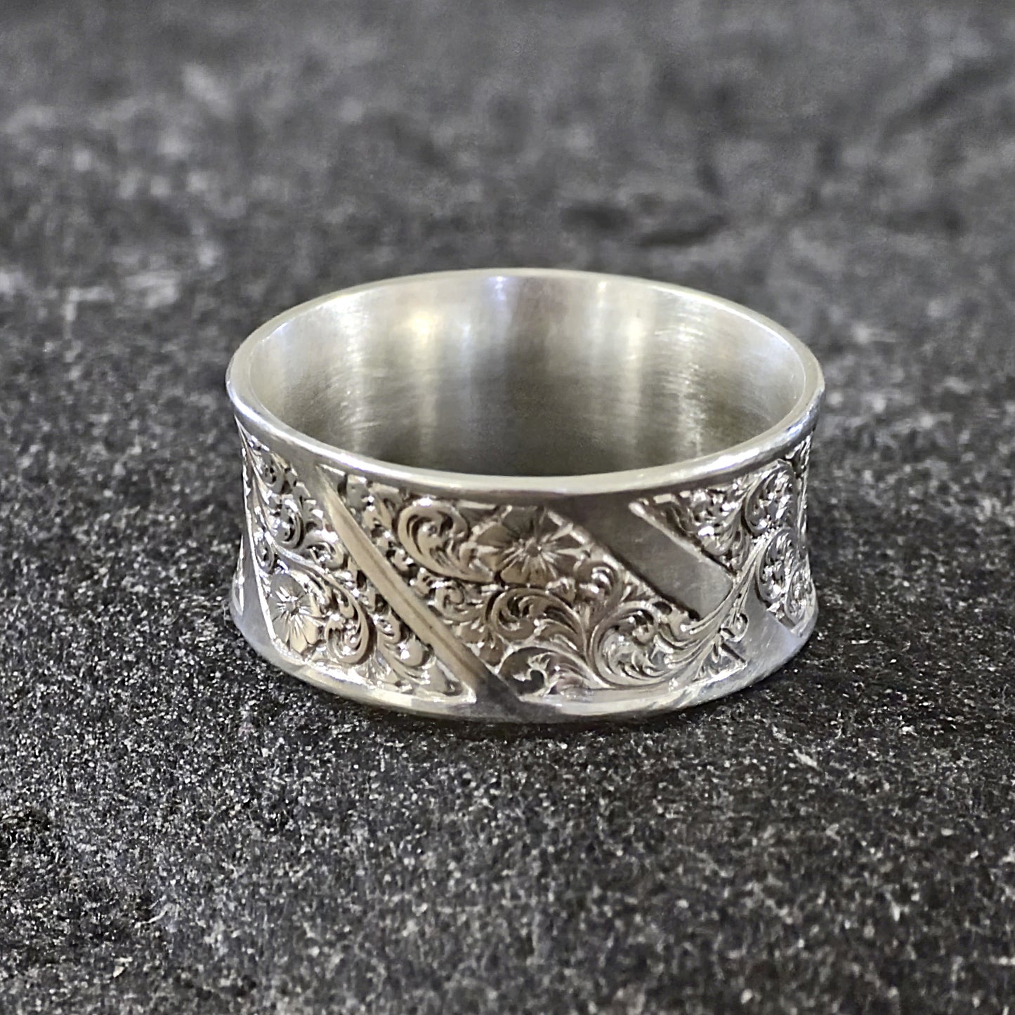 Floral Scroll Engraved Ring