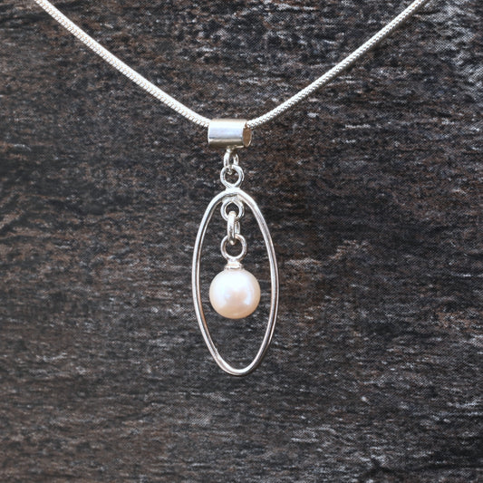 Oval Framed Pearl Necklace