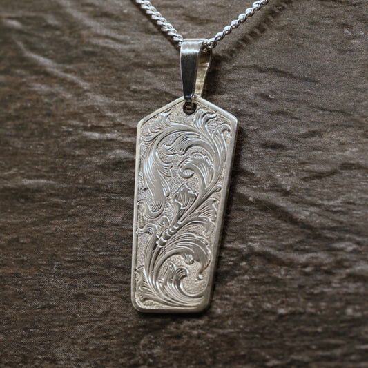 Pentagonal Bright Acanthus Pendant
