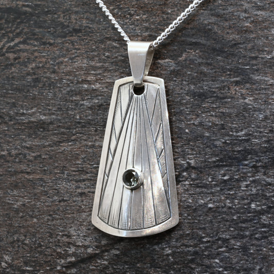 Portal Pendant